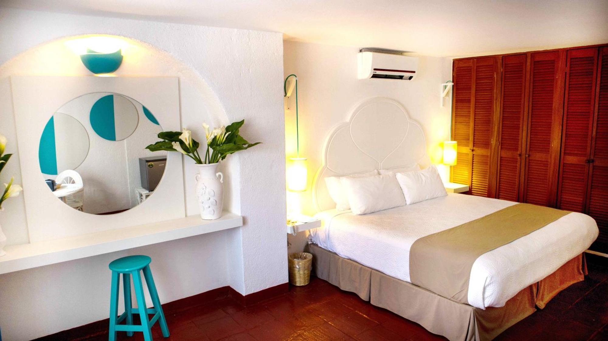 Hotel Marina Resort Santa Cruz Huatulco Esterno foto