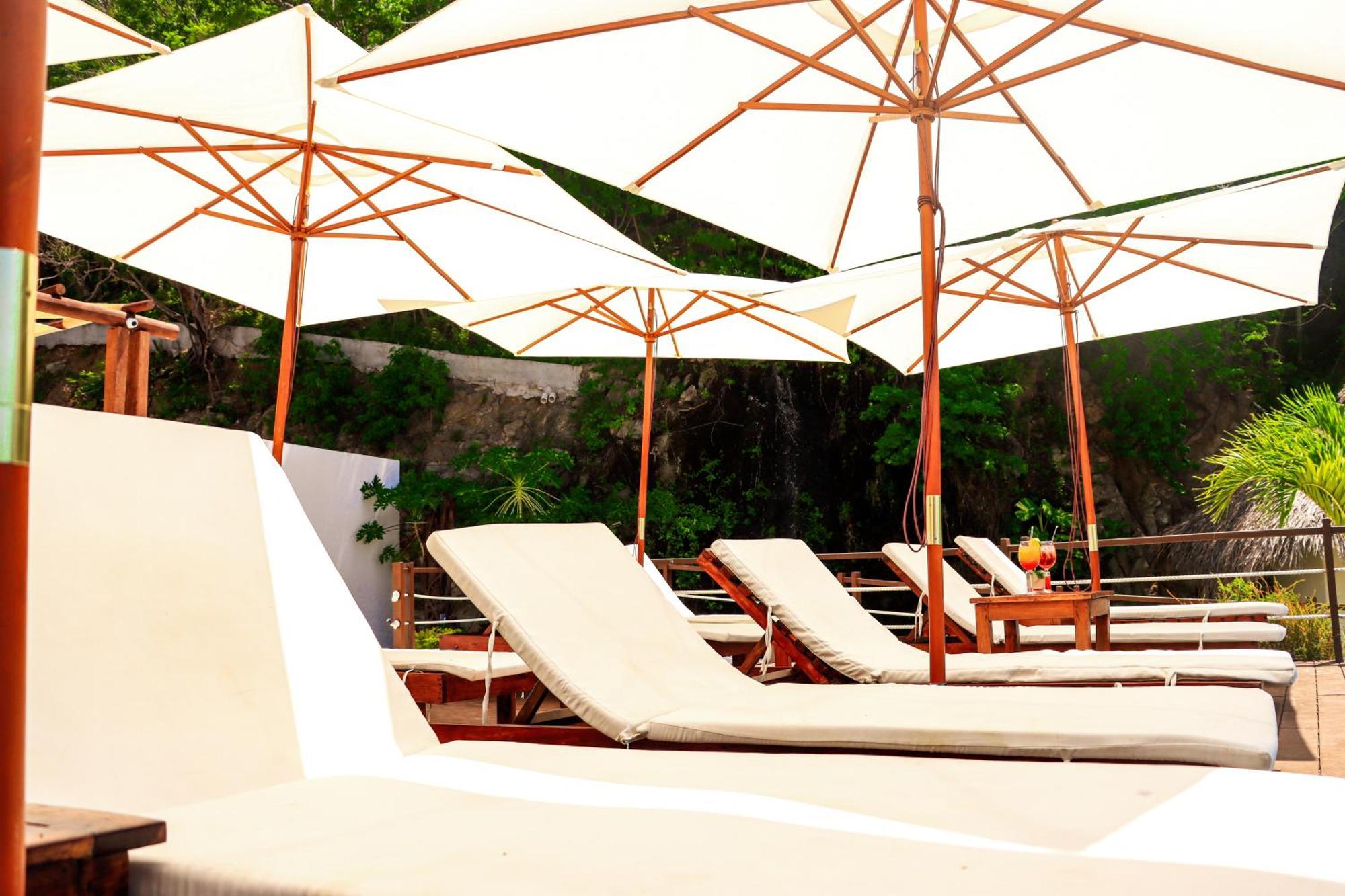 Hotel Marina Resort Santa Cruz Huatulco Esterno foto
